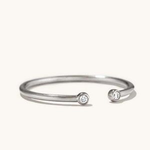 Mejuri 14k gold Diamonds Ring size 6